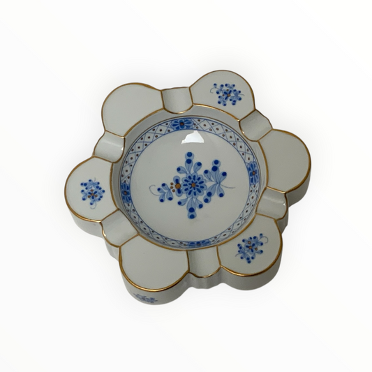 Herend Blue Garland PBG 6-Inch Six-Position Ashtray Form 7700 Hand-Painted Hungary c. 1950s-1970s