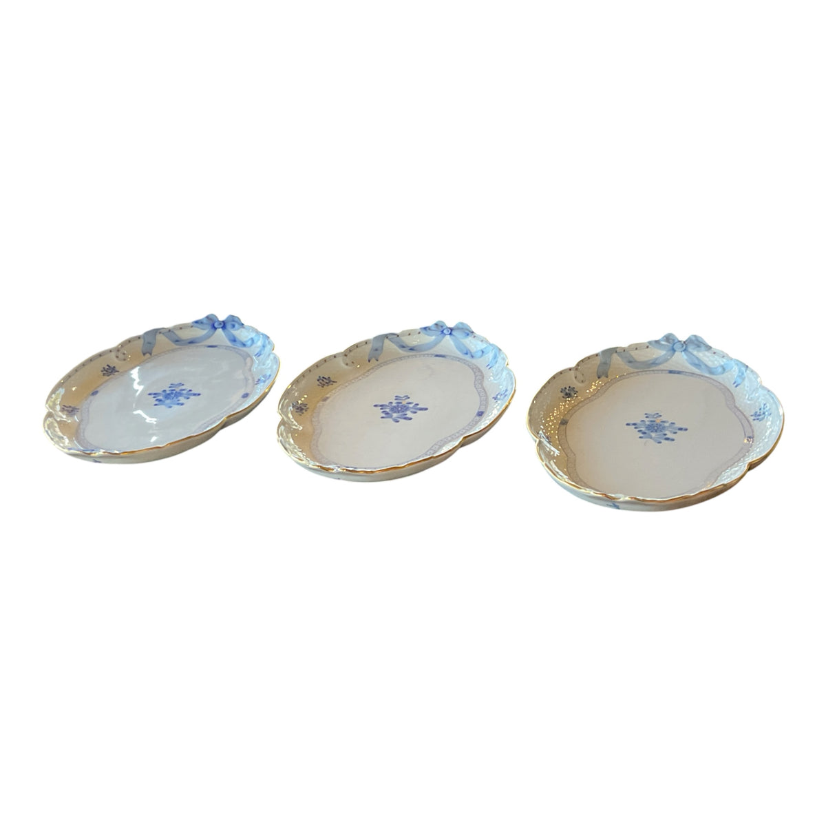 Herend Blue Garden WB-3 157-Piece Hand-Painted Porcelain Estate Dinner Service for 20 Hungary 1980s