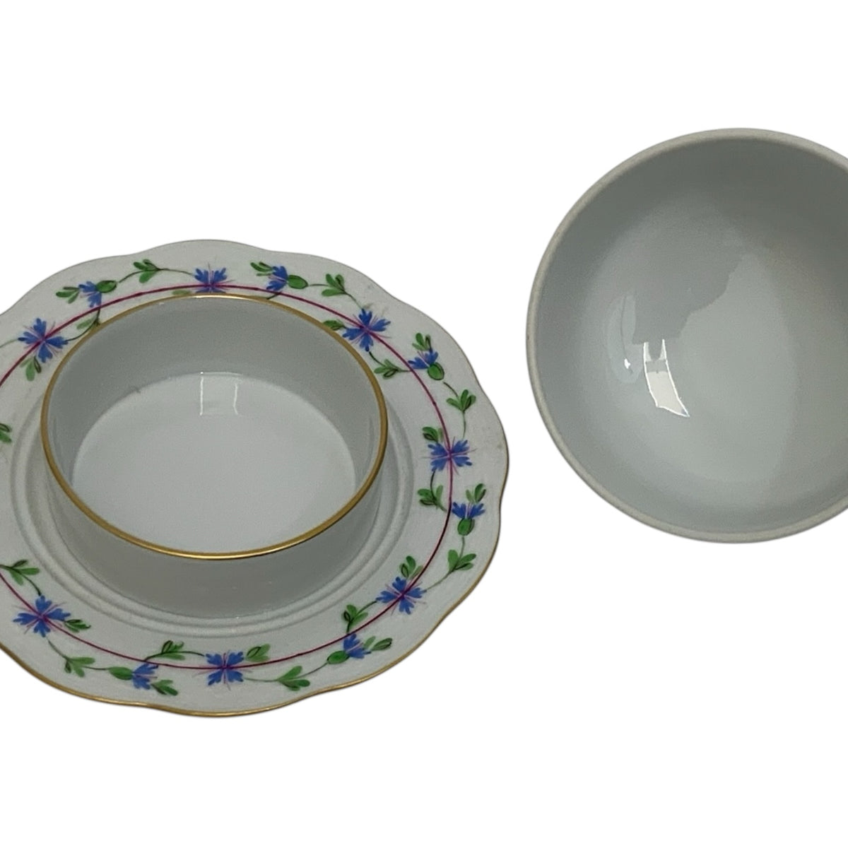 Herend Hungary Blue Garland (PBG) Round Covered Butter Dish with Rosebud Finial c. 1980s