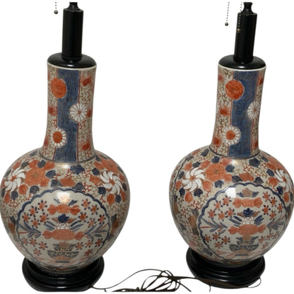 Fine Pair of Antique Japanese Imari Porcelain Baluster Vase Table Lamps Late Meiji Taisho Period, c. 1900–1920s