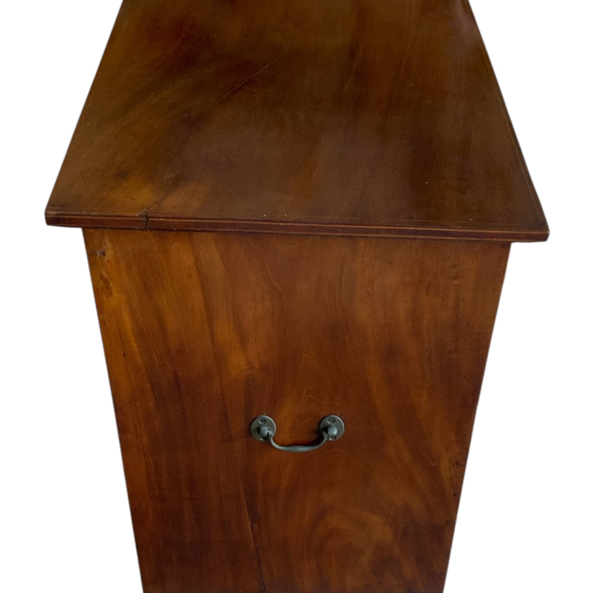 Antique American Federal Mahogany Diminutive Four-Drawer Chest Possibly Mid-Atlantic Circa 1800–1825