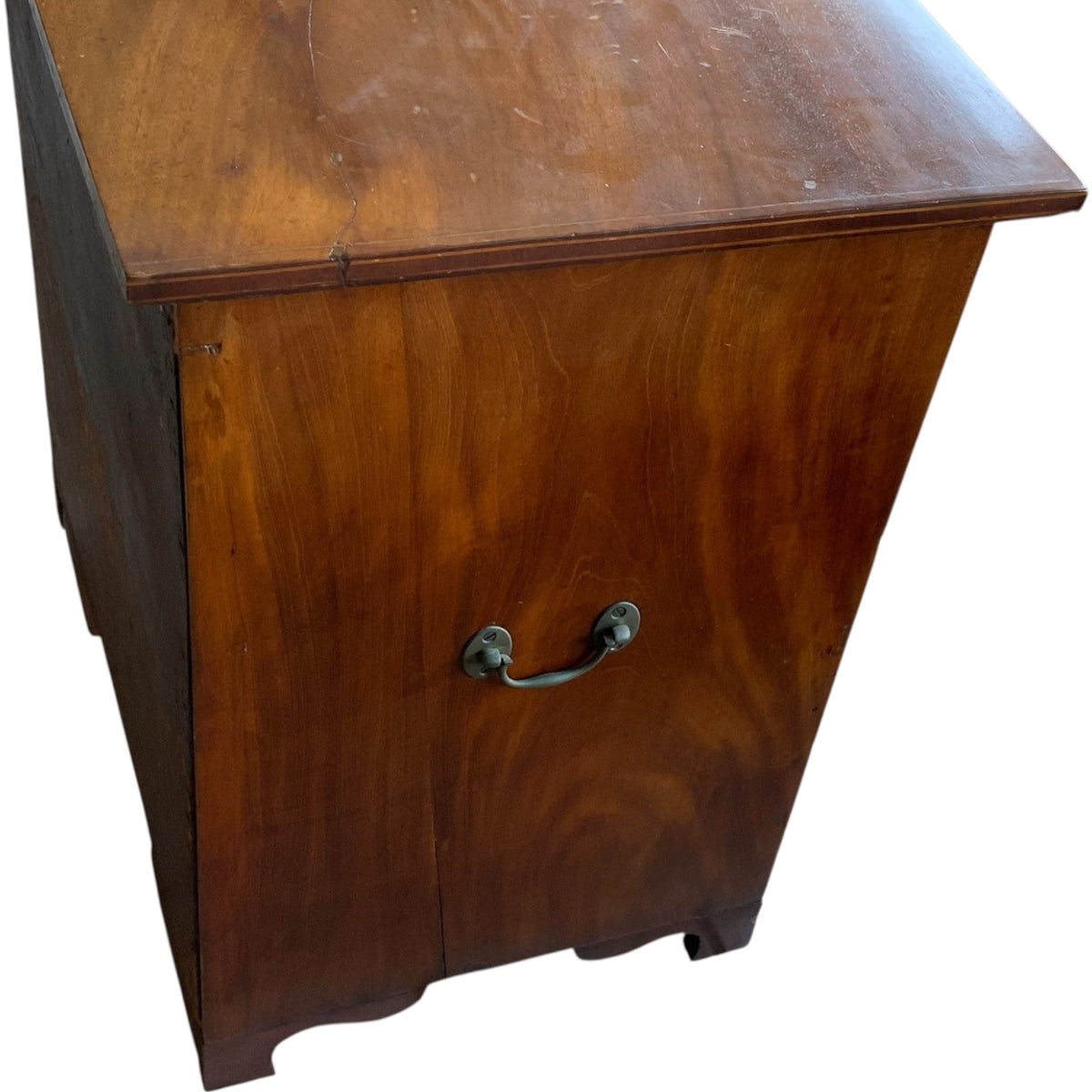 Antique American Federal Mahogany Diminutive Four-Drawer Chest Possibly Mid-Atlantic Circa 1800–1825