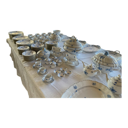 Herend Blue Garden WB-3 157-Piece Hand-Painted Porcelain Estate Dinner Service for 20 Hungary 1980s