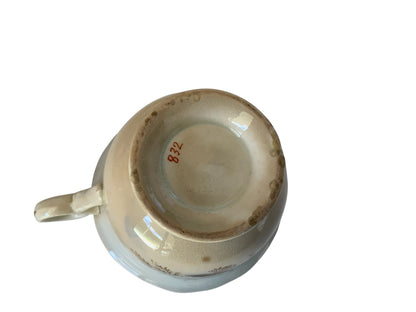 Rare Set of 8 Antique Minton Porcelain Teapcups Pattern 832 Gold Seaweed Filigree Circa 1813 NO SAUCERS
