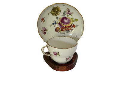 Antique Meissen Deutsche Blumen Porcelain Tea Cup & Saucer Made in Germany 1860-1924