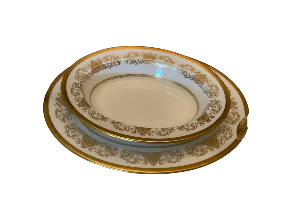 Aynsley Imperial Gold Fine Bone China Estate Collection 130 pc for 12 Teapot Coffee Pot Platters Staffordshire, England 1970s-1980s