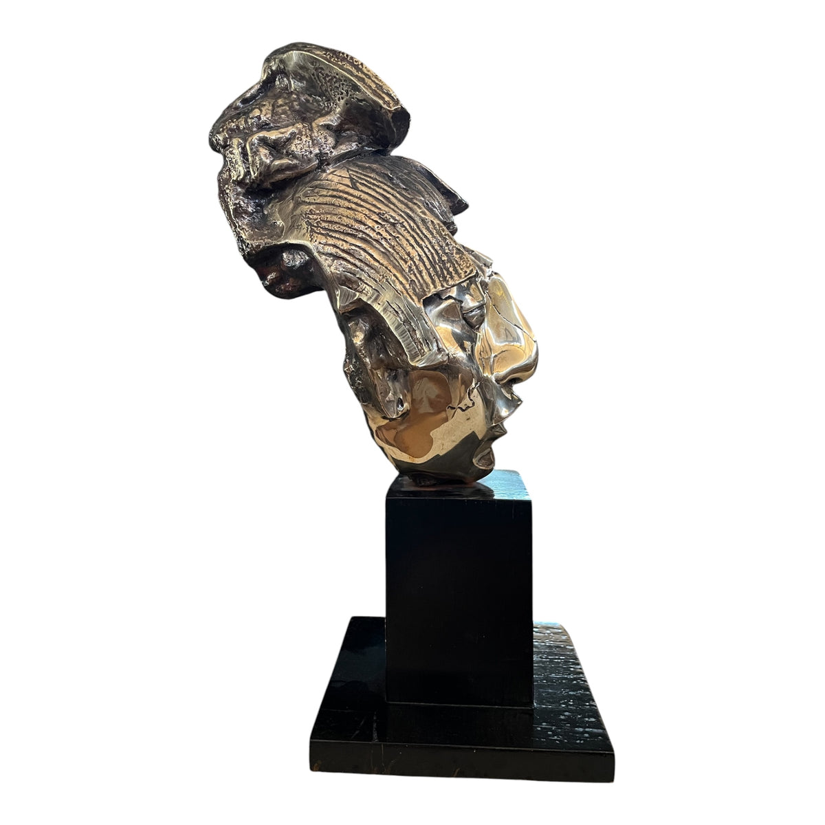 Mayan King Pakal Pacal sculpture profile view with headdress